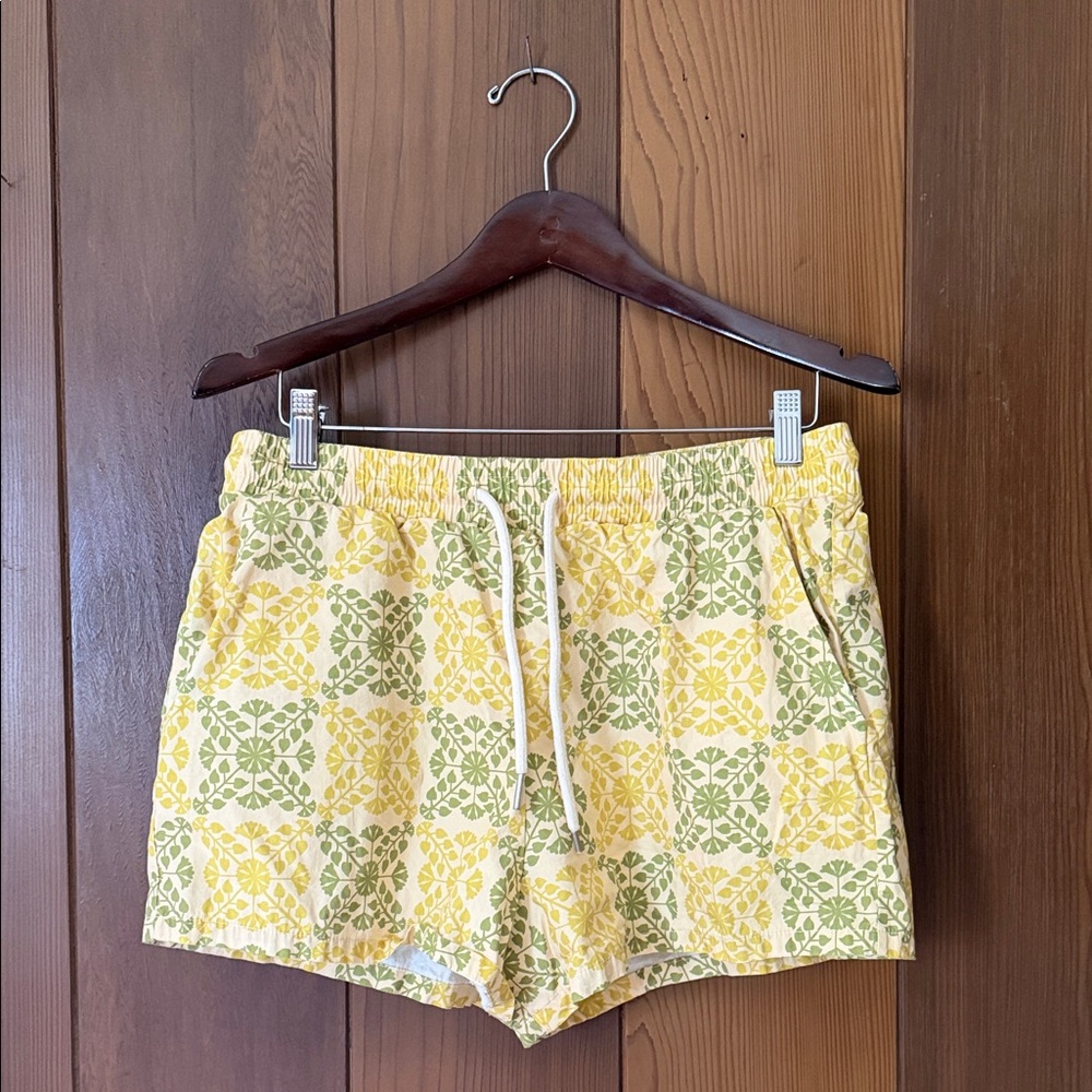 Pakalana Mai Nei Patterned Women's Shorts